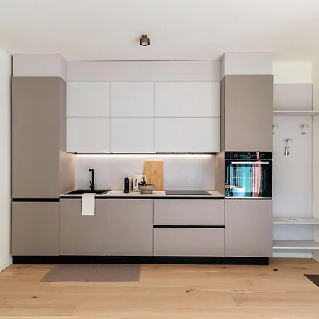 Apartment Bel Fioeu - By Myhomeincomo