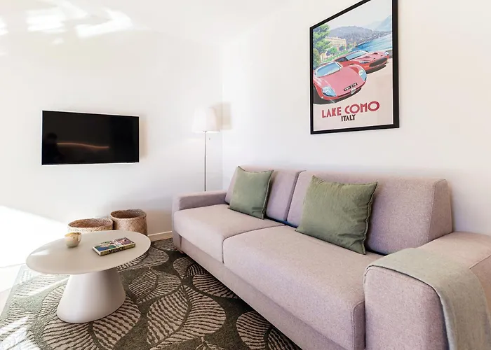 Apartment Bel Fioeu - By Myhomeincomo