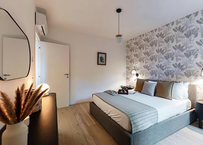 Apartment Bel Fioeu - By Myhomeincomo